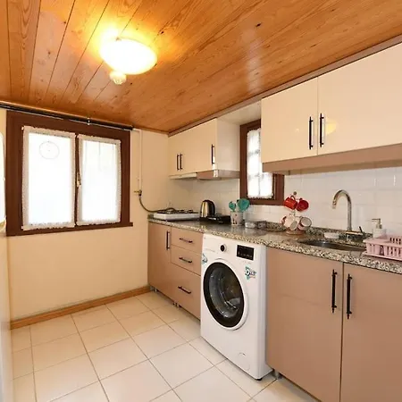 Apartman A Lovely Ottoman-era Wooden House @grandbazaar